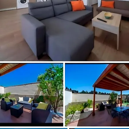 Con Piscina Privada Familias Ii Holiday home Conil De La Frontera