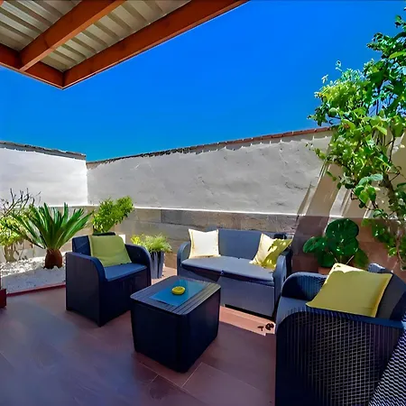 Con Piscina Privada Familias Ii Holiday home